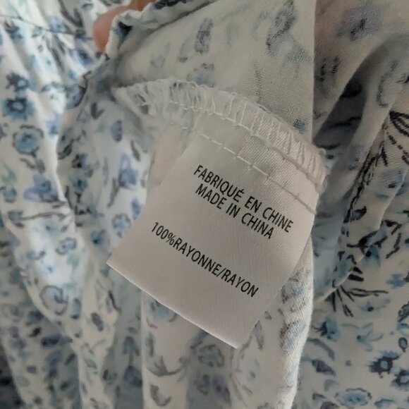 3/$30 Tiered floral sundress - Picture 5 of 8